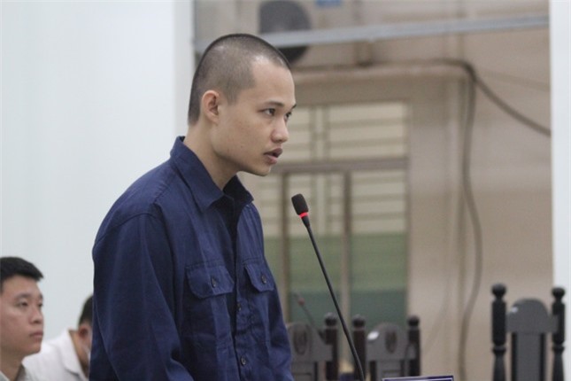 Vụ bảo kê sòng bạc tại Nha Trang: Cựu cảnh sát hình sự lĩnh án 4 năm tù ảnh 1