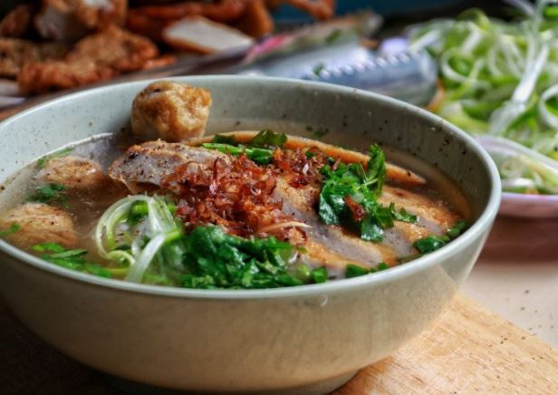 Cách nấu bánh canh chả cá Nha Trang thơm ngon, thấm đẫm hương vị biển