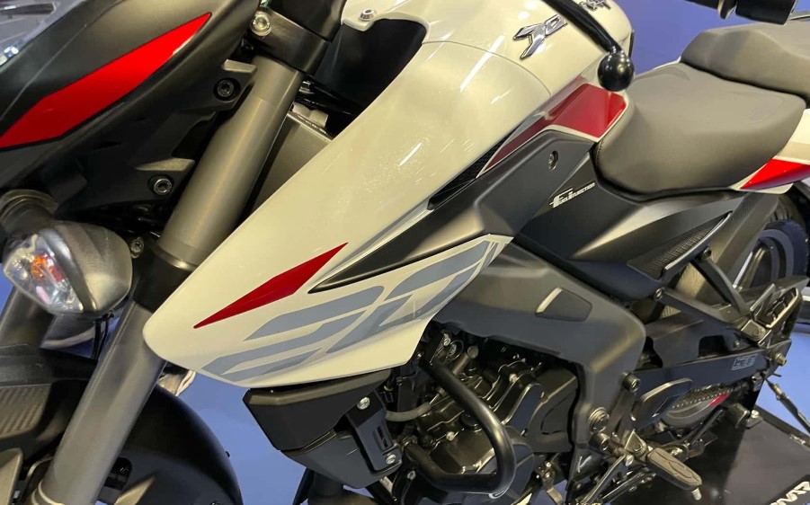 ‘Kẻ hủy diệt’ Honda Winner X và Yamaha Exciter ra mắt: Có phanh ABS 2 kênh, giá rẻ nhất phân khúc