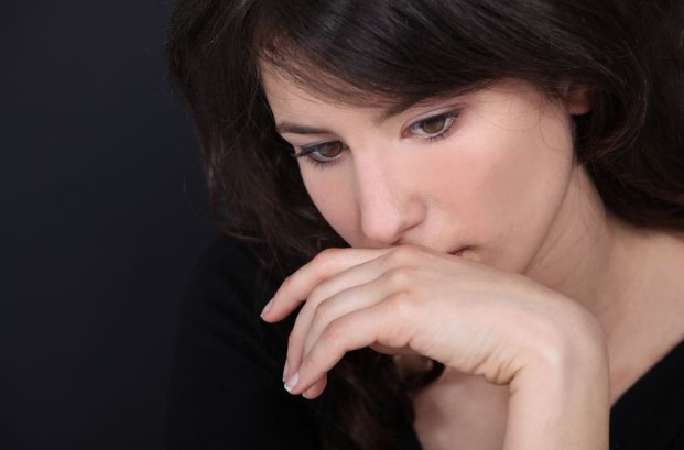 Đón bố chồng lên ở chung mà chỉ sau 3 tháng, vợ chồng tôi đã cãi nhau gay gắt vì ông giành làm hết việc trong nhà