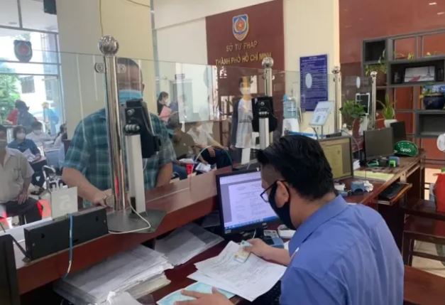 C&#x1EAF;t gi&#x1EA3;m quy &#x111;&#x1ECB;nh, th&#x1EE7; t&#x1EE5;c h&#xE0;nh ch&#xED;nh li&#xEA;n quan &#x111;&#x1EBF;n Phi&#x1EBF;u l&#xFD; l&#x1ECB;ch t&#x1B0; ph&#xE1;p