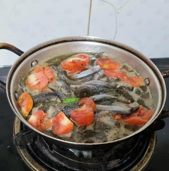 Đặc sản nổi tiếng, chỉ có ở Thanh Hóa, xưa cho lợn ăn, nay xuất khẩu nước ngoài 200.000 đồng/kg