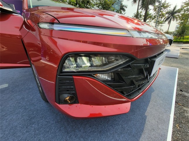 Cận cảnh Hyundai Accent 2024 vừa trình làng thị trường Việt Nam ảnh 14