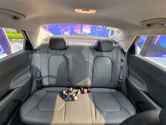 Cận cảnh Hyundai Accent 2024 vừa trình làng thị trường Việt Nam ảnh 26