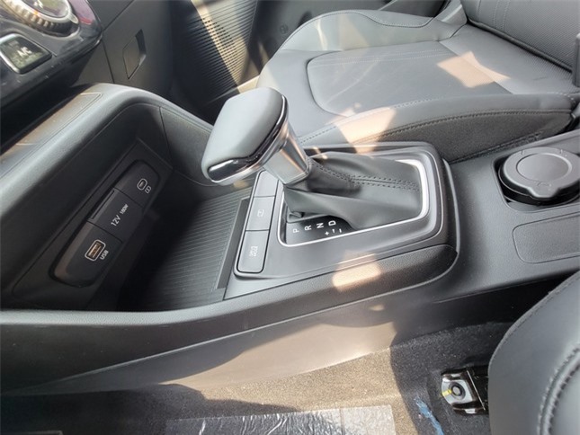 Cận cảnh Hyundai Accent 2024 vừa trình làng thị trường Việt Nam ảnh 9