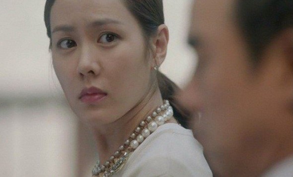 Bảo chồng gọi gas, anh tuyên bố đó là "Việc đàn bà", tôi liền quay sang hỏi bố chồng 1 câu khiến ông nổi cơn tam bành mắng chồng tôi vuốt mặt không kịp