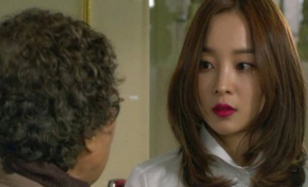 Bố chồng vừa đổ bệnh con dâu đã muốn ra ở riêng, tôi bực bội hỏi lý do thì chết điếng trước những câu trả lời của dâu