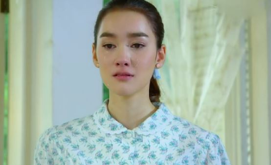 Đến nhà mẹ chồng, tôi thấy em dâu lạnh lùng bước ra, đằng sau là cảnh tượng ngổn ngang bẽ bàng