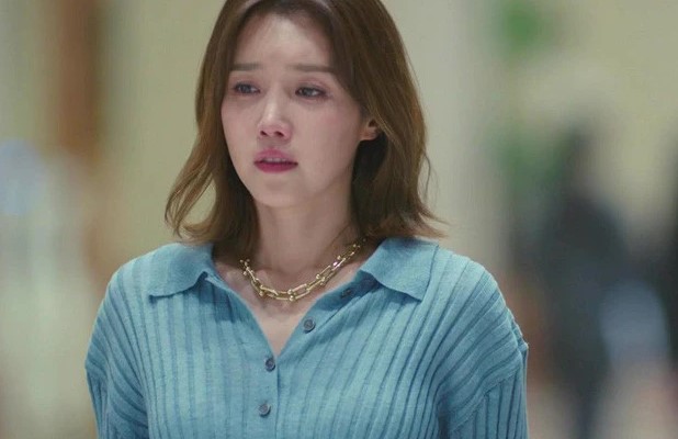 Nghe tin chồng lén lút mua que thử thai, tôi làm ầm ĩ vì nghi anh ngoại tình nhưng không ngờ bố chồng lại bất ngờ xuất hiện giải vây