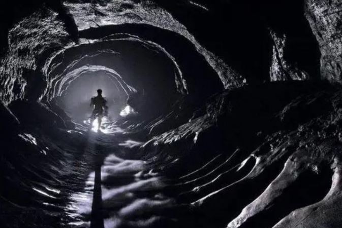 Bí mật về thế giới ngầm, sinh vật bí ẩn xuất hiện dưới kim tự tháp Maya hé lộ tung tích