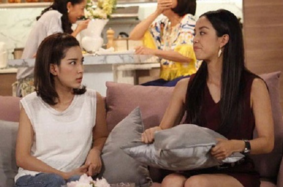 Nghe chị dâu dạy con mà tôi "tá hỏa", vội gọi điện kể rõ với anh trai và yêu cầu bố mẹ đuổi chị ấy ra khỏi nhà gấp