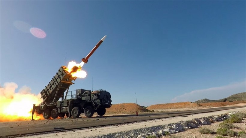 Vũ khí NATO giao cho Kyiv có thể được điều khiển từ cách đó rất xa? Vũ khí NATO giao cho Kyiv có thể được điều khiển từ cách đó rất xa?