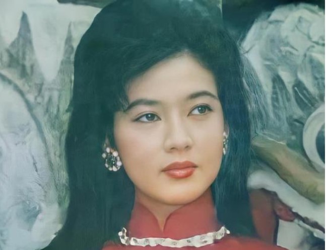 Tứ đại mỹ nhân Sài Gòn thập niên 60: Người bị ám sát, người bị ép hôn, người tu tại gia