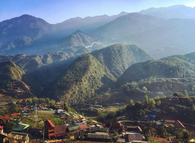 Hè này, về ngôi làng 'Sapa thu nhỏ' ngắm ruộng bậc thang mùa nước đổ đẹp mơ màng