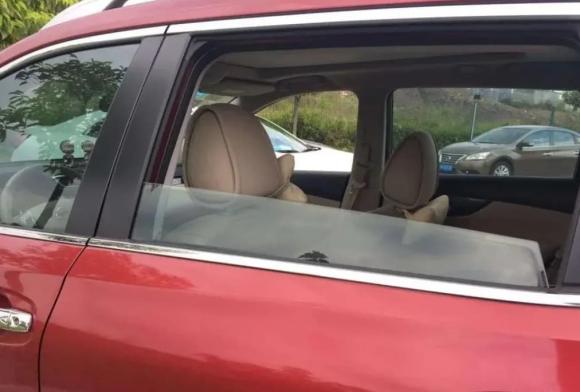 Tại sao người thông minh không bao giờ mở 'cùng một bên cửa sổ' khi lái xe? Chủ xe: Tiếc vì không biết sớm hơn