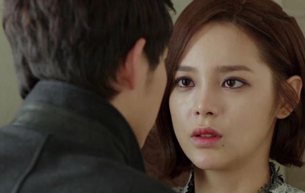 Em trai xin ở nhờ nhà vài ngày, tôi đồng ý để rồi chứng kiến cảnh tượng xót xa trong phòng làm việc của chồng