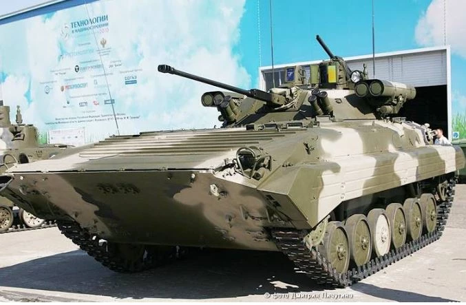 xe chiến đấu bộ binh BMP-2M.