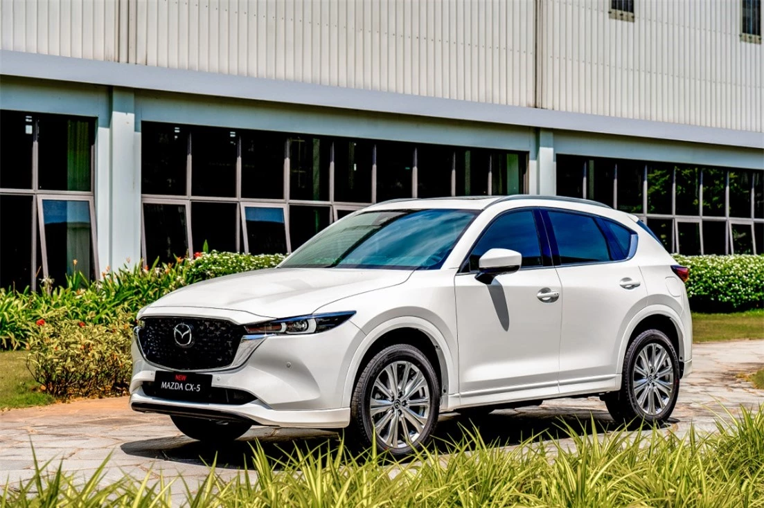 Giá lăn bánh Mazda CX-5 đầu tháng 6/2024 rẻ nhất phân khúc, lấn át Hyundai Tucson và Honda CR-V ảnh 1