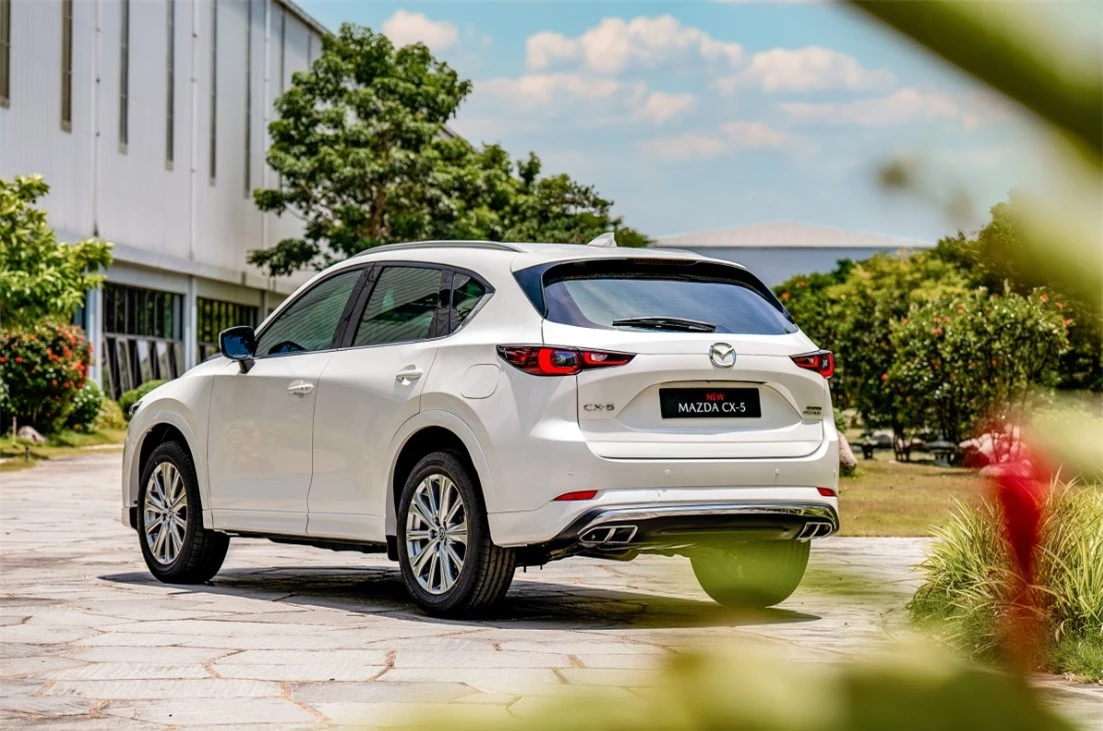 Giá lăn bánh Mazda CX-5 đầu tháng 6/2024 rẻ nhất phân khúc, lấn át Hyundai Tucson và Honda CR-V ảnh 3