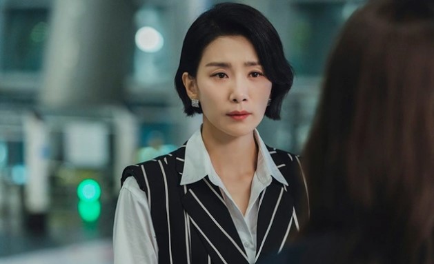 Được mẹ chồng bù đắp cho 200 triệu, tôi hãnh diện khoe với hai chị dâu, nào ngờ các chị cười rồi nói ra sự thật đau lòng