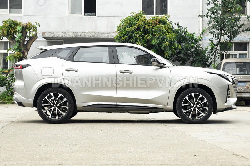 SUV siêu tiết kiệm xăng, giá gần 490 triệu đồng, ‘đe nẹt’ Mazda CX-5 