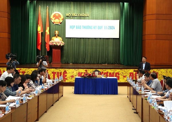 Bộ Tài chính trình Chính phủ xem xét gia hạn 84 nghìn tỷ tiền thuế, thuê đất