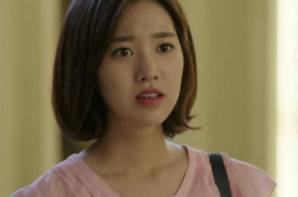 Sinh nhật cháu ruột, tôi tặng chiếc xe đẩy lại bị em chồng lườm nguýt chê rẻ tiền, chồng tôi vừa xuất hiện đã lật ngược tình thế nhờ 1 câu nói