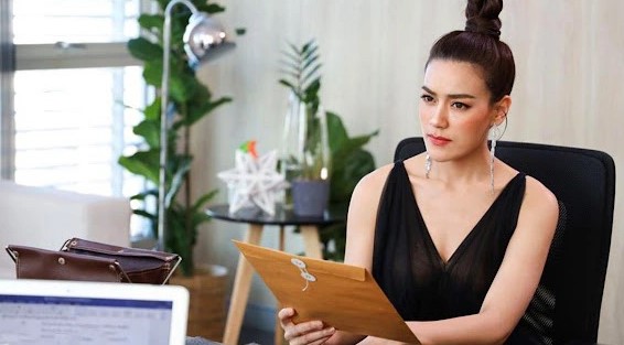 Em dâu sinh con, tôi chuyển tặng 2 triệu từ tài khoản của chồng, đến khi nhận tin nhắn đáp lại mà tức muốn ngất