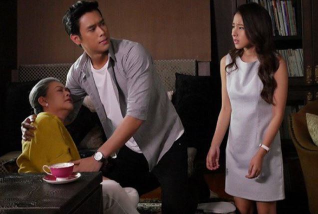 Em dâu đưa con đến trước cửa nhà tôi rồi la lối hống hách, đáng nói hơn là thứ cô ta cầm trên tay