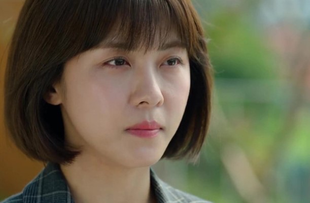 Chứng kiến em dâu ngất dưới sàn, tôi vội vã đỡ dậy thì cô ấy tiết lộ sự thật chấn động về gia đình