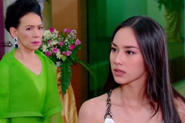 Đang ăn sáng thì em dâu cầm sổ đỏ sang "vạch tội" tôi nhưng rồi phải bật khóc bỏ về sau một câu nói của mẹ chồng