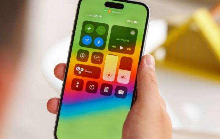 iPhone 15 Plus màn lớn như iPhone 15 Pro Max giá rẻ hơn 10 triệu đầu tháng 6 đe nẹt Galaxy S24 Ultra