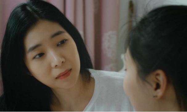 Làm việc tới 2h, sáng dậy muộn không kịp nấu cơm liền bị em dâu đá xéo, chồng tôi mắng 1 câu cô ấy im re