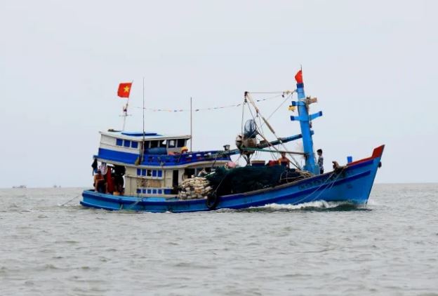 Quyết tâm gỡ "thẻ vàng" IUU trong năm 2024