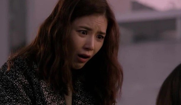 Nghỉ việc đi chăm em dâu đẻ, nào ngờ tôi tự biến thành người giúp việc và gánh thêm khoản nợ "khủng" trên vai