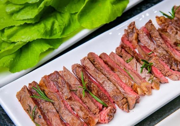 Gợi ý đổi mới thực đơn cuối tuần với món bò cuốn lá cải, dễ ăn lại giàu dinh dưỡng ai cũng mê