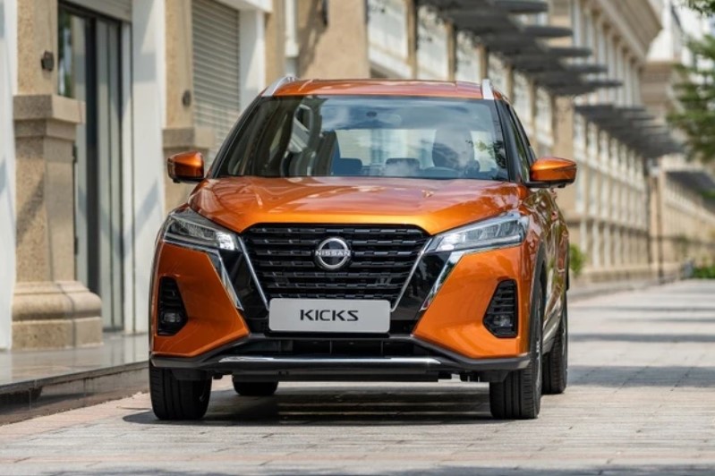 Loạt xe hybrid đang ưu đãi hàng trăm triệu đồng