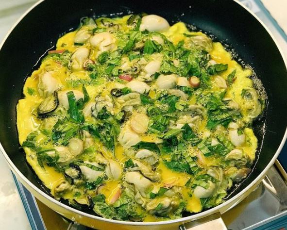 Bí quyết làm món trứng rán phiên bản hao cơm, mẹ đảm nào cũng có thể làm