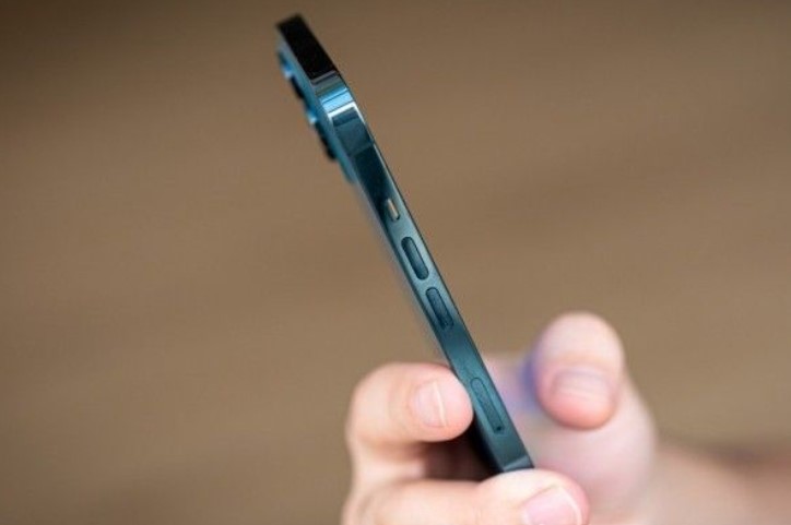 iPhone 12 Pro Max giảm giá 20 triệu đồng, vẫn cực mượt, hot hơn iPhone 15 Pro Max, Samsung Galaxy S24 Ultra