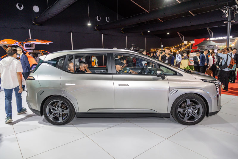 SUV c&#xF4;ng su&#x1EA5;t 204 m&#xE3; l&#x1EF1;c, thi&#x1EBF;t k&#x1EBF; &#x1EA5;n t&#x1B0;&#x1EE3;ng, gi&#xE1; 656 tri&#x1EC7;u &#x111;&#x1ED3;ng, c&#x1EA1;nh tranh Toyota Corolla Cross