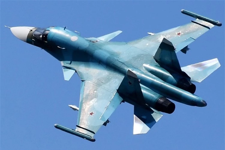 Oanh tạc cơ Su-34 được thử nghiệm ở chế độ không người lái