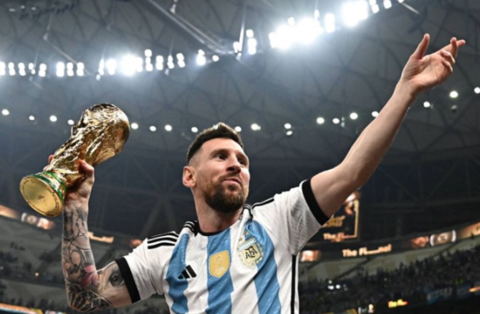 FIFA làm điều khó tin trong sinh nhật của Messi, đến Ronaldo cũng chưa từng nhận được