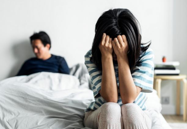 Đọc cuốn nhật ký của em, chồng ôm mặt ân hận, anh hứa sẽ làm em hạnh phúc nhưng lại tiết lộ một sự thật khiến em đau lòng gấp bội