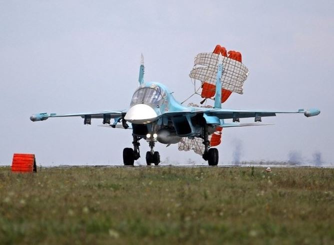 Oanh tạc cơ Su-34 được thử nghiệm ở chế độ không người lái 