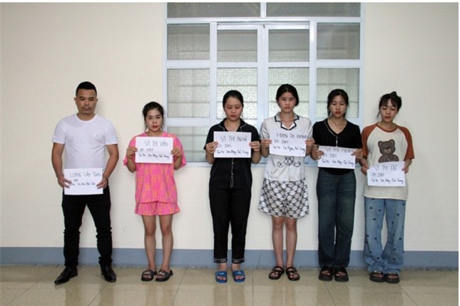 Dựng kịch bản kết hôn với người nước ngoài để chiếm đoạt tài sản ảnh 1