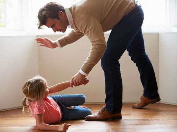 Có nên đánh con khi con không nghe lời? Suy nghĩ cực sai lầm nhưng nhiều cha mẹ mắc phải và cần sửa đổi ngay