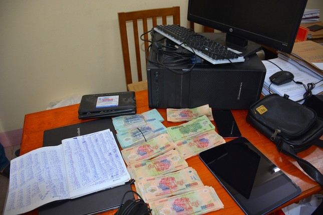 Triệt xóa tụ điểm cá độ bóng đá mùa Euro ở Quảng Nam