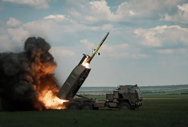 Tình thế của Ukraine thay đổi thế nào sau khi phương Tây dỡ hạn chế vũ khí?