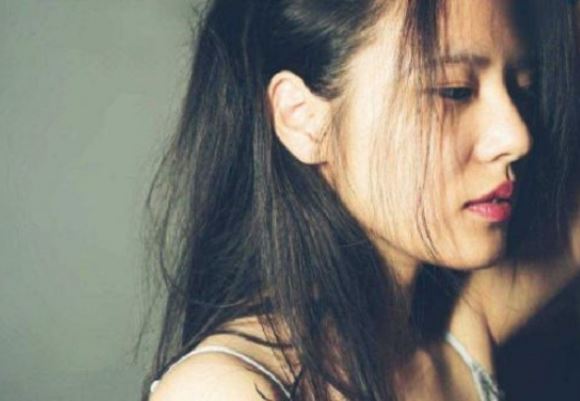 Chồng của cô bạn thân đột ngột gọi điện, đề nghị của anh ta và nguồn cơn lắt léo phía sau khiến tôi điêu đứng