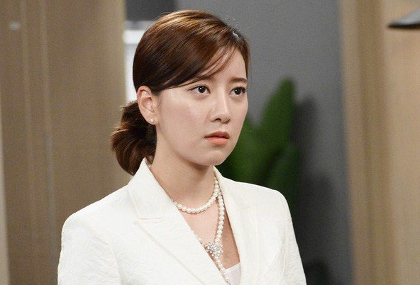 Không ngờ chỉ 2 tuần đi chợ và nấu ăn giúp, anh hàng xóm xấu tính bỗng chốc quay ra theo đuổi tôi